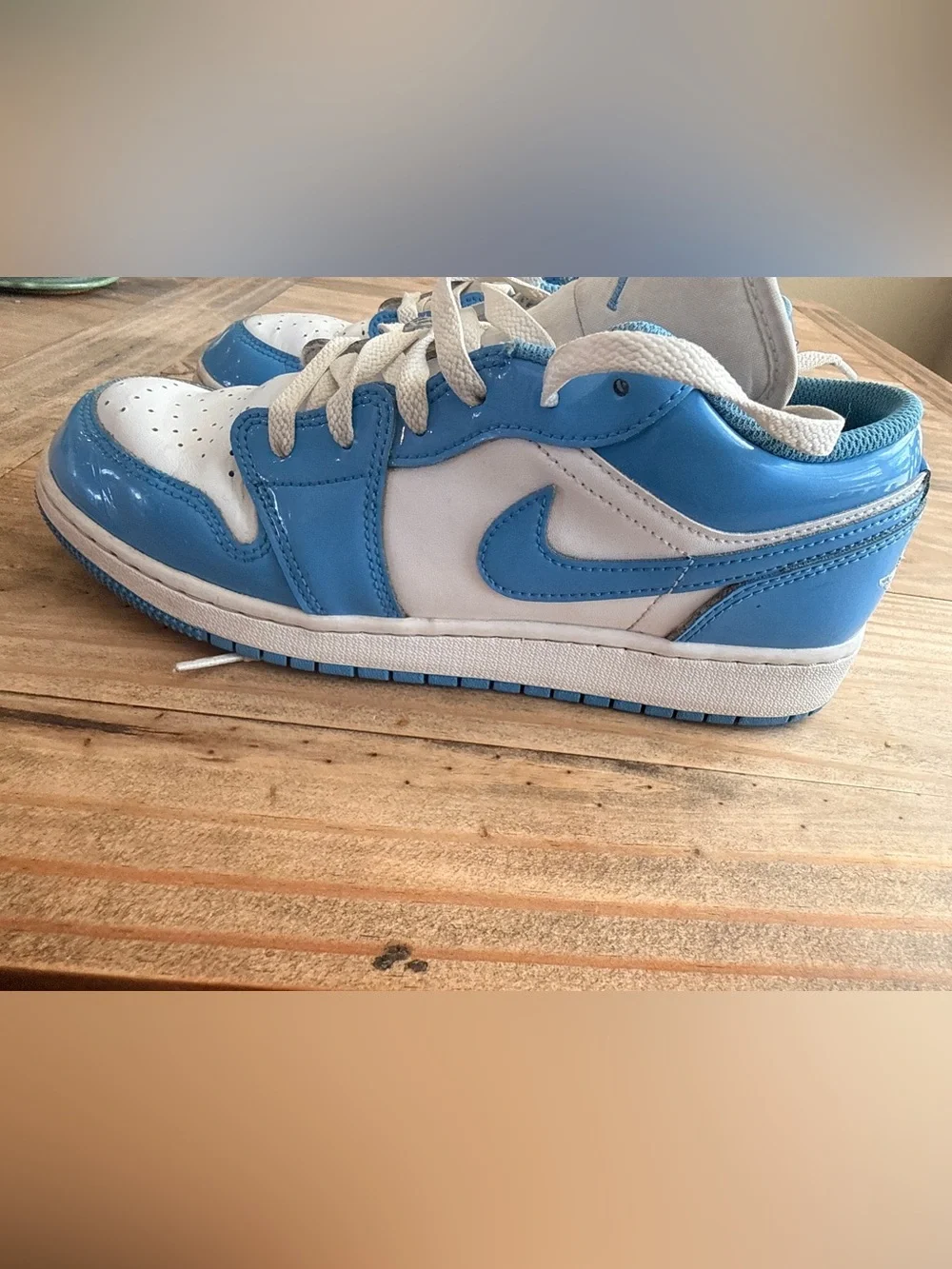 Jordan Low Top Sneakers in White and University Blue